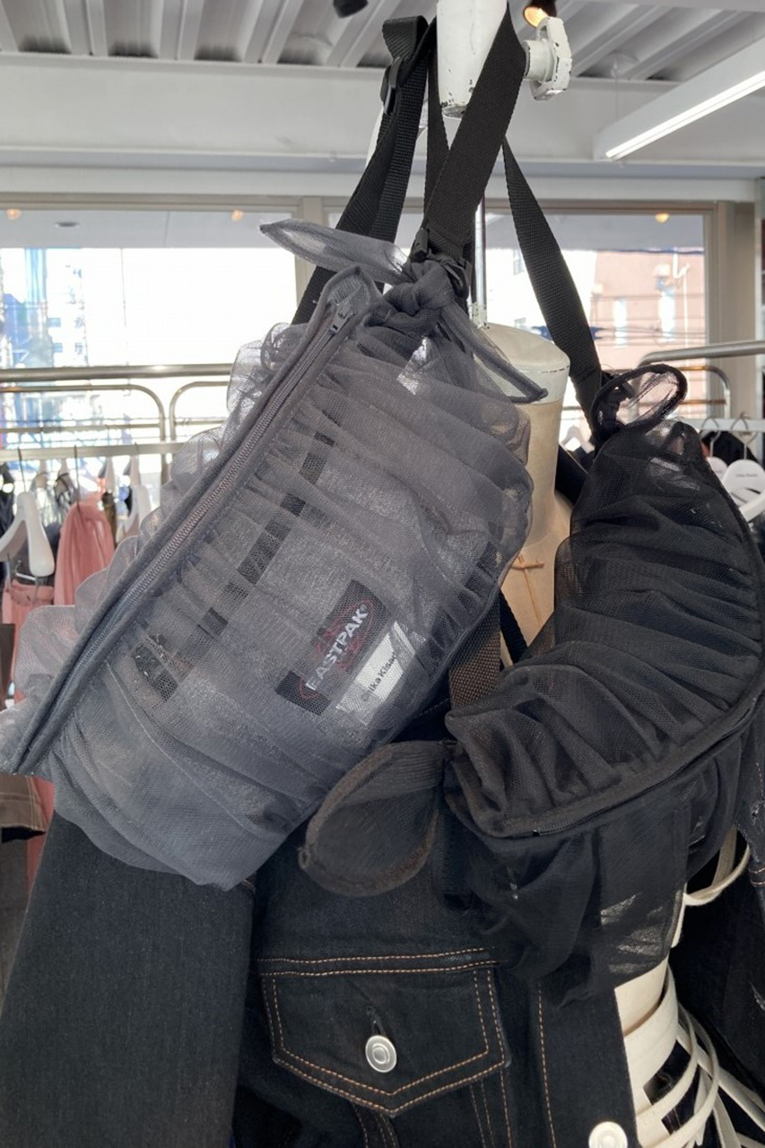 Chika Kisada/チカ キサダ｜「チカキサダ」×「イーストパック」の