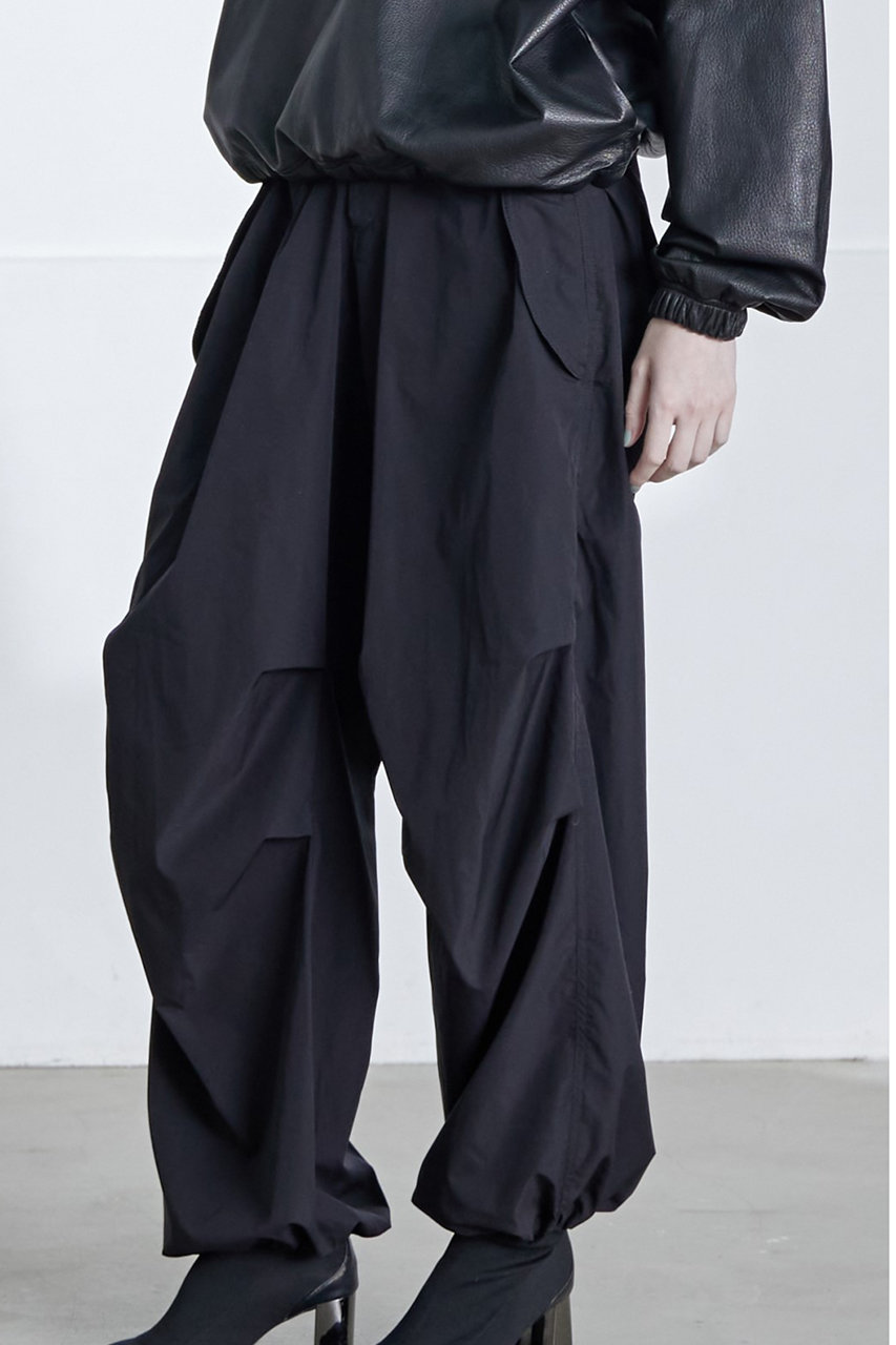 sisii(シシ)｜【UNISEX】パラシュートパンツ/ブラック の通販