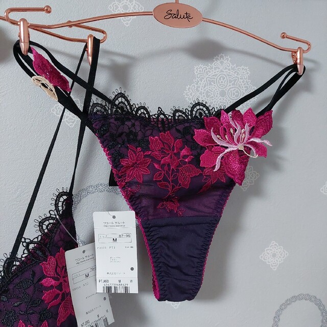 Salute 93マリーアントワネットブラソング×スリップ×ガーター