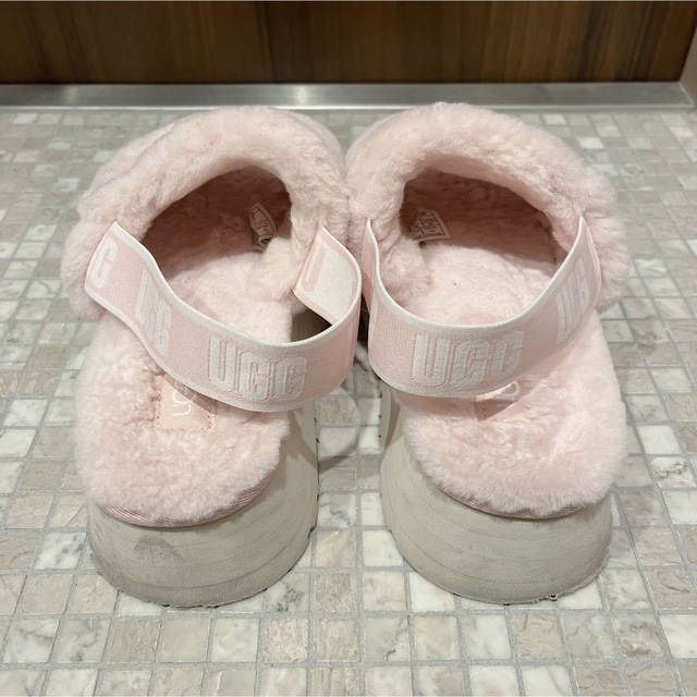 UGG - Ugg ファーサンダル ピンクの通販 by ココア's shop｜アグならラクマ
