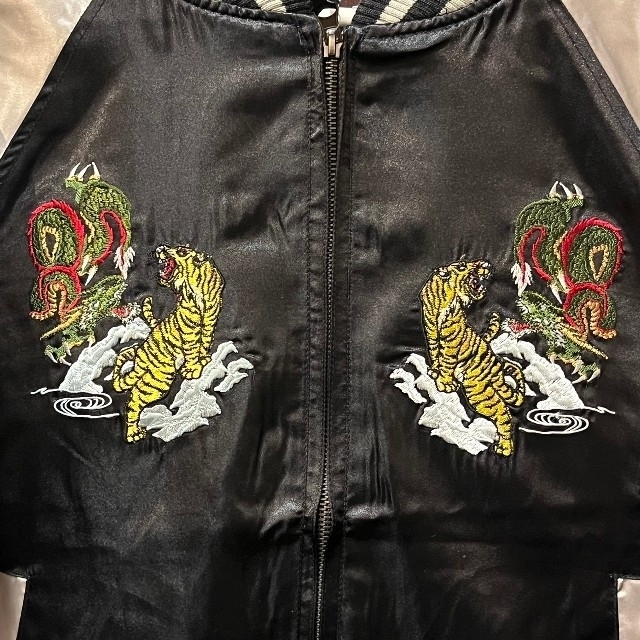 男女兼用 刺繍 スカジャン トラ 虎 ドラゴン 龍 (黒)の通販 by