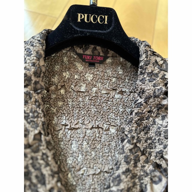 YUKI TORII INTERNATIONAL - ユキトリイ Gプリーツ ジャケットの通販