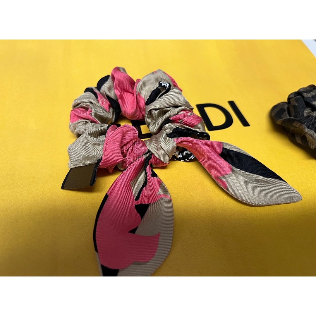 FENDI シュシュ 2個セット FENDI シュシュ FENDI シュシュ2つセット