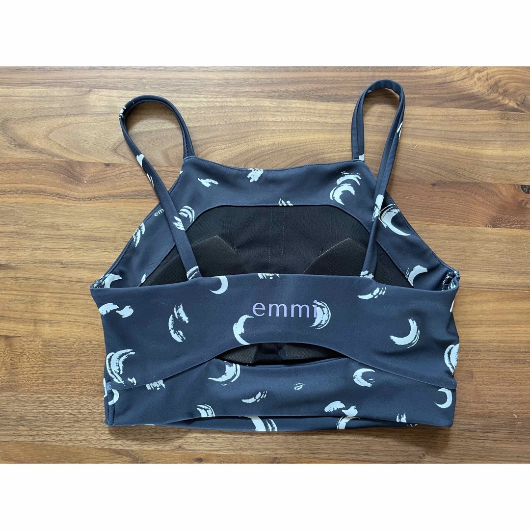 emmiブラトップ×レギンス ムーン柄 上下 セットアップ emmiブラトップ