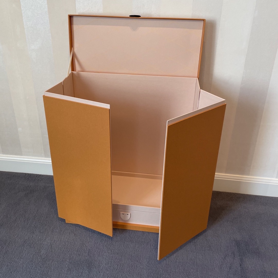 LOUIS VUITTON - ルイヴィトン 箱の通販 by な。のお店｜ルイヴィトン