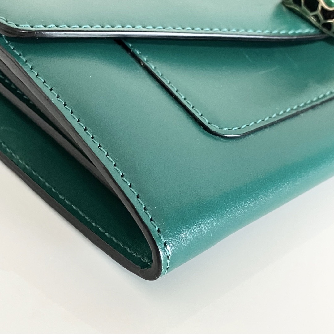 BVLGARI - BVLGARI ブルガリ セルペンティ スネーク 蛇 長財布 緑