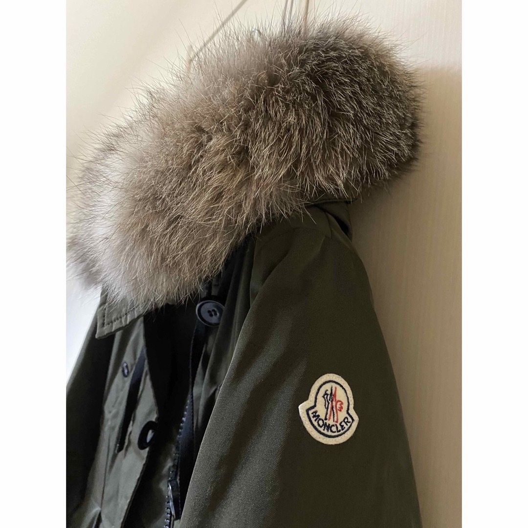MONCLER - MONCLER AREDHELロングダウンコート カーキ SIZE 2の通販 by