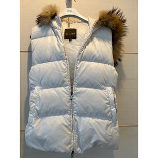 DUVETICA（ダウンベスト ・ ホワイト/白色系）のフリマアイテム一覧