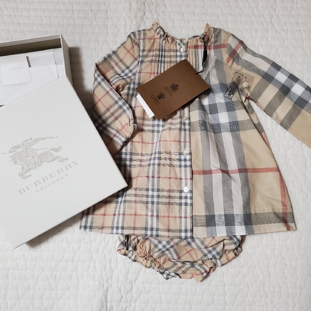 新品タグ付き バーバリー ワンピース 90 新品タグ付き 90 バーバリー