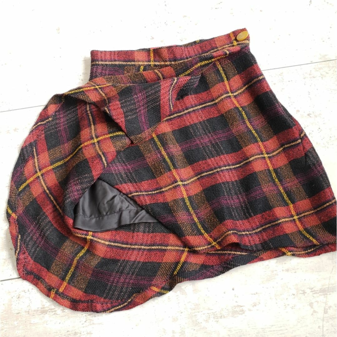 ヴィヴィアン・ウエストウッドからユニセックスの新ラインが登場 伊製