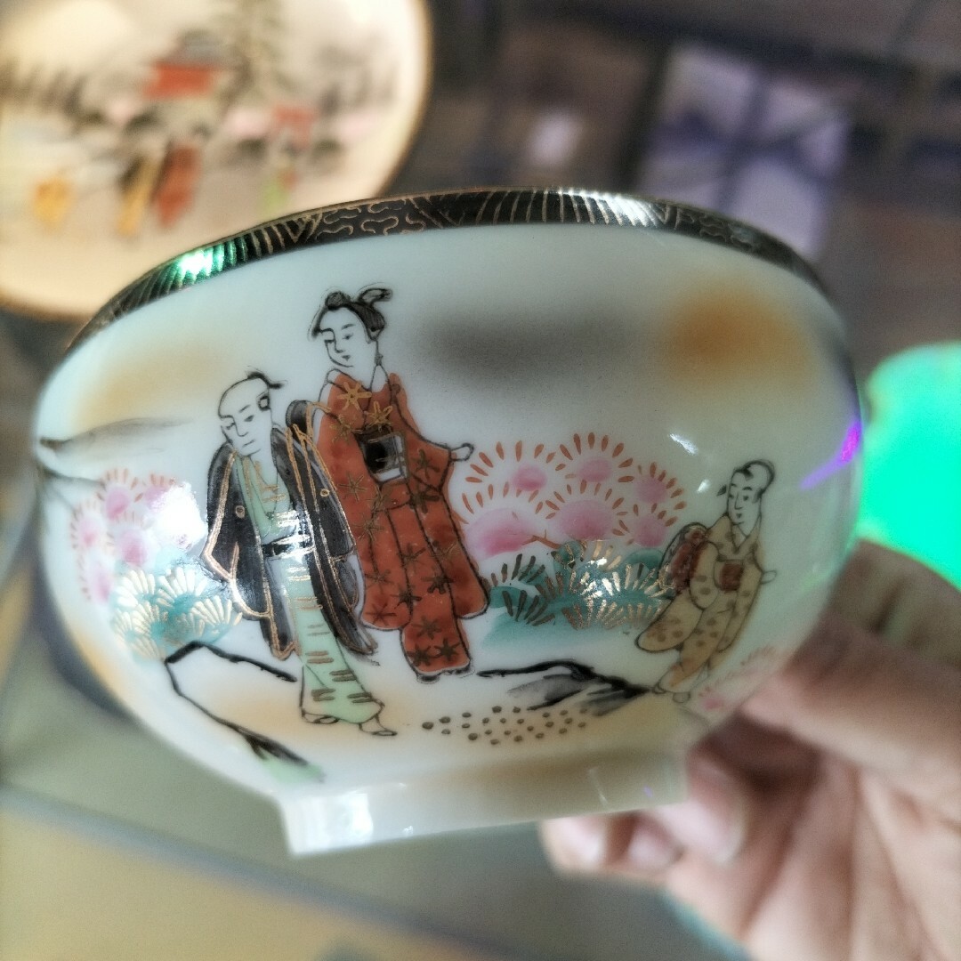 九谷青窯 - 九谷焼 ティーカップ＆ソーサー 明治九谷 芸者透かし入りの