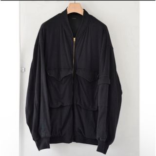 COMOLI（ミリタリージャケット）のフリマアイテム一覧