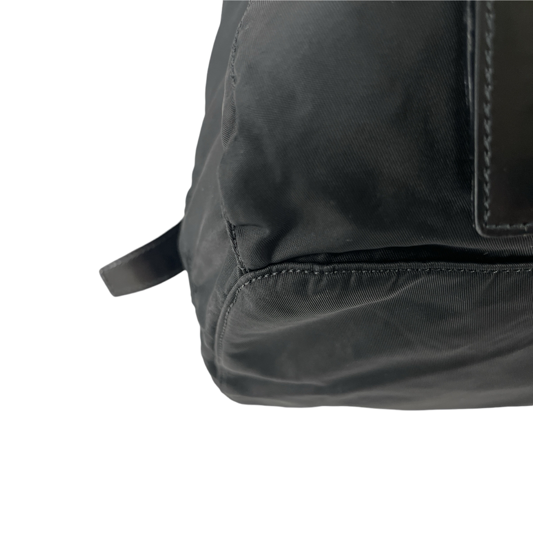 PRADA - PRADA プラダ リュック 三角ロゴ バックパック 巾着 黒