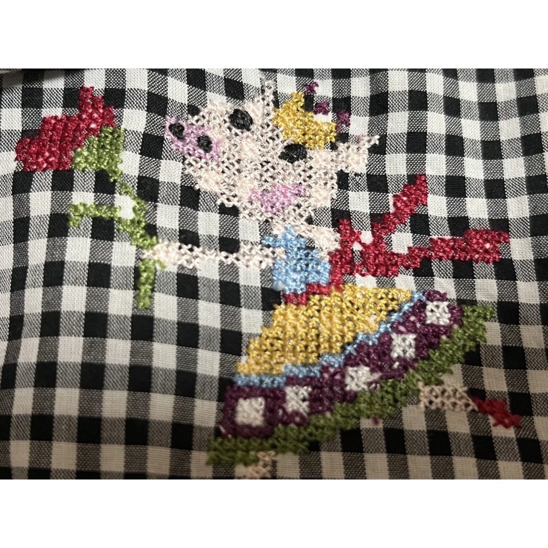 ALBEROBELLO - 【最終お値下げ】アルベロベロチュニック (ぶたさん刺繍