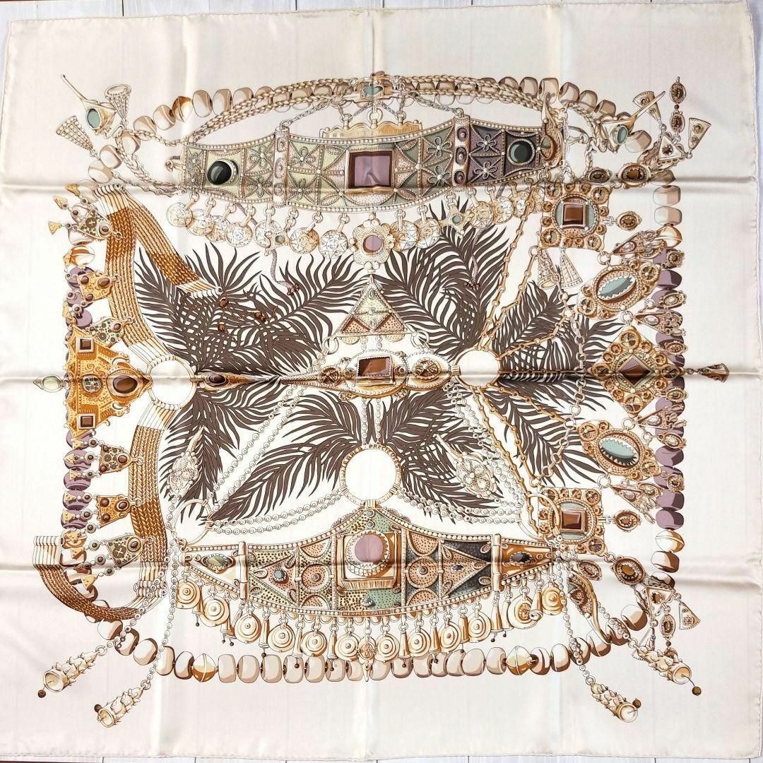 HERMES - ☘️極美品☘️ HERMES 貴重な場所 スカーフ カレ90の通販 by