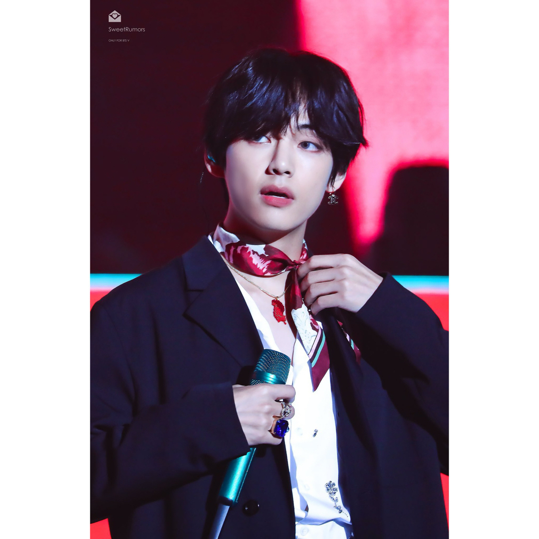 GUCCI - グッチ ネックボウ 花柄 スカーフ BTS テテの通販 by マハロ