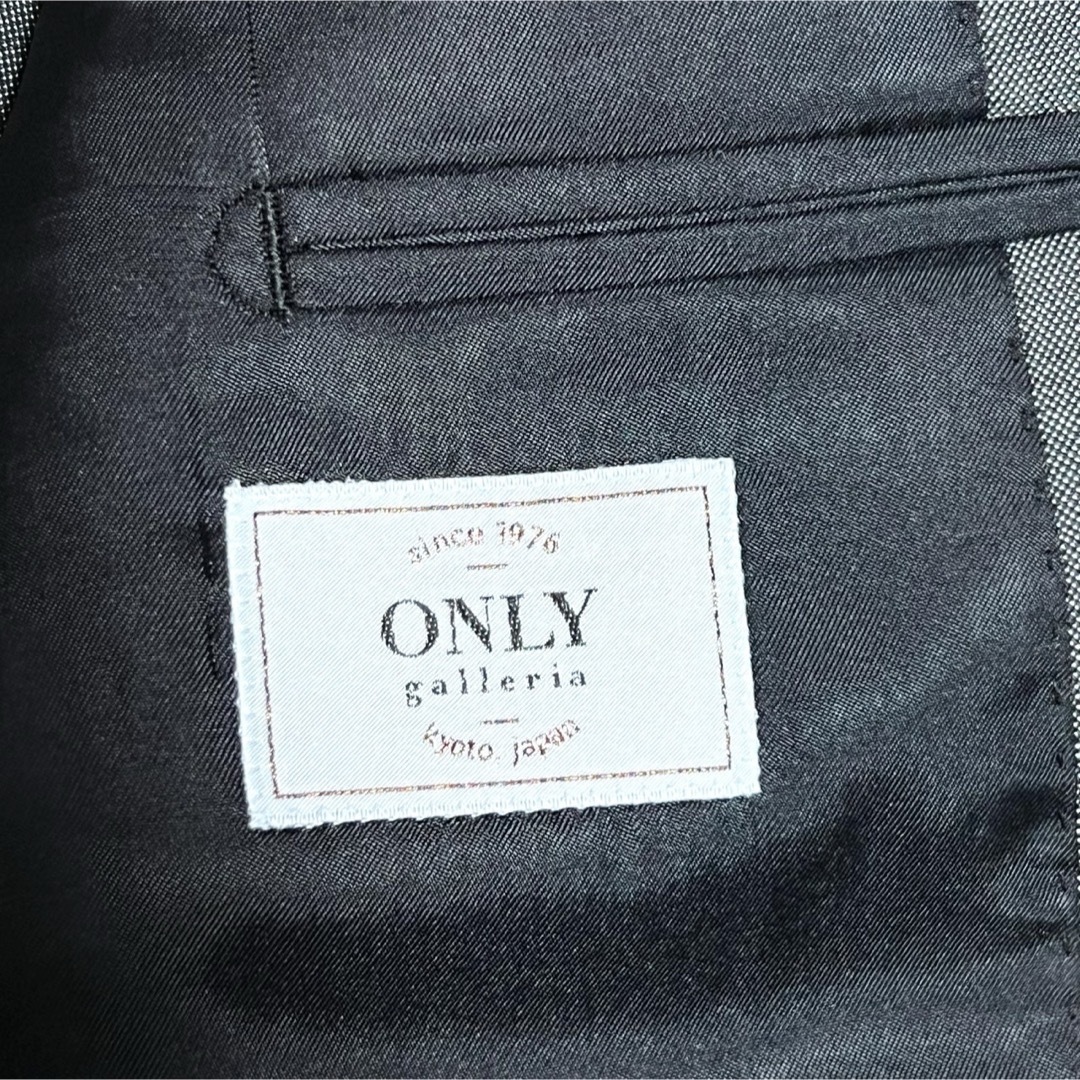 ONLY スーツ 3ピース シルバー シルク混 光沢あり サイズ36