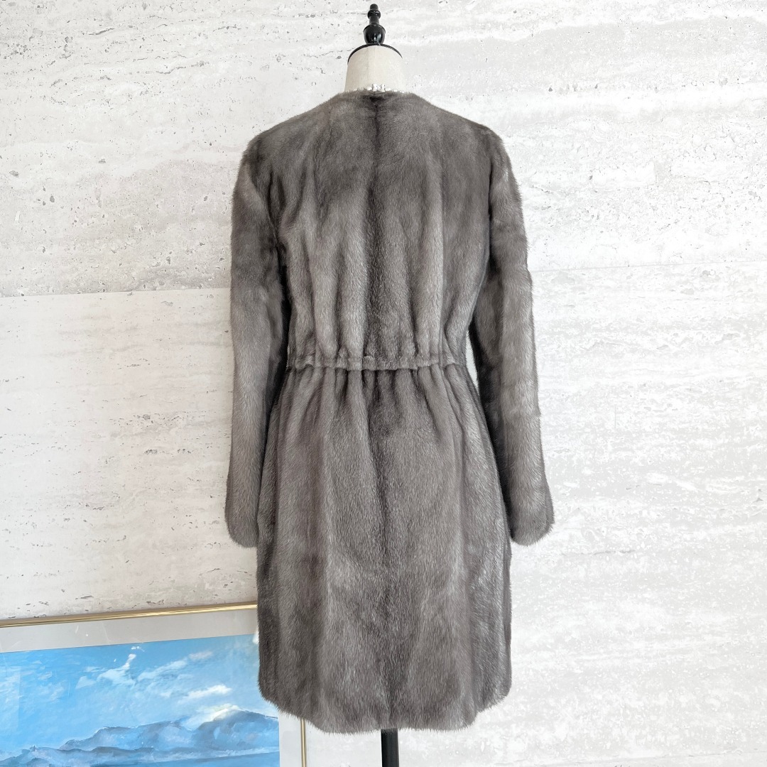 Salvatore Ferragamo - 未使用☆Salvatore Ferragamo☆極上ミンク