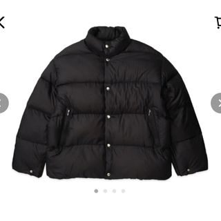 COMOLI（ダウンジャケット）のフリマアイテム一覧