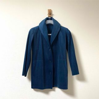 PLEATS PLEASE ISSEY MIYAKE（テーラードジャケット）のフリマアイテム一覧