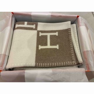 HERMES - 【新品未使用】 ベビープレード 《アヴァロン》ノワゼット