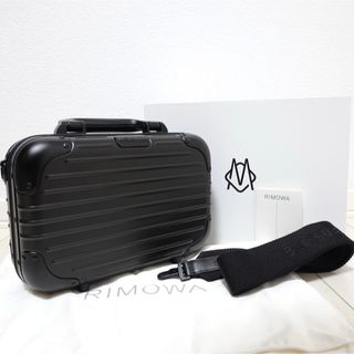 RIMOWA - 【非売品】ベンツ スーツケース シルバー アルミの通販 by は