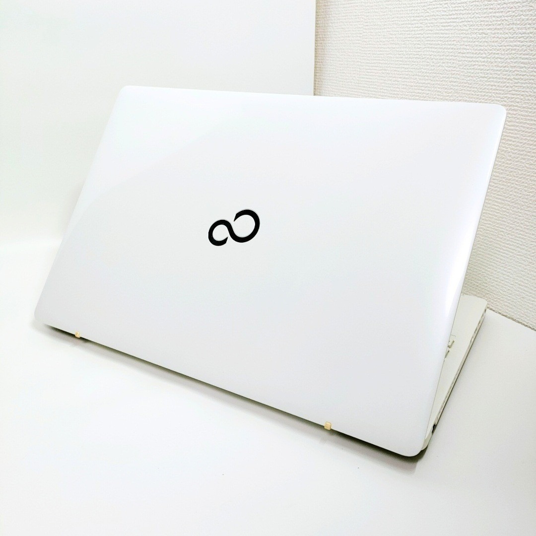 富士通 - Corei7✨️Windows11/富士通/DVD/オフィス付き白ノート