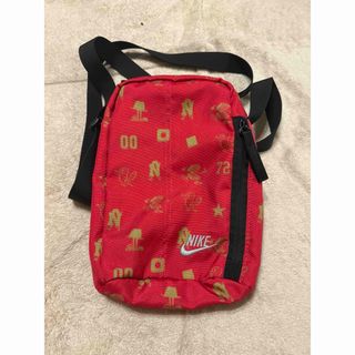 NIKE（ショルダーバッグ）のフリマアイテム一覧