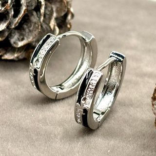 クロムハーツ風 ピアス 両耳 シルバーの通販 by ことは's shop｜ラクマ