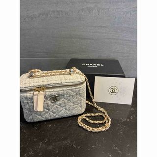 CHANEL（ショルダーバッグ）のフリマアイテム一覧