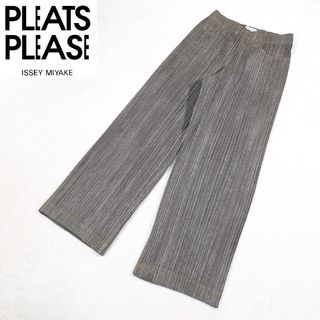 PLEATS PLEASE ISSEY MIYAKE（カジュアルパンツ）のフリマアイテム一覧