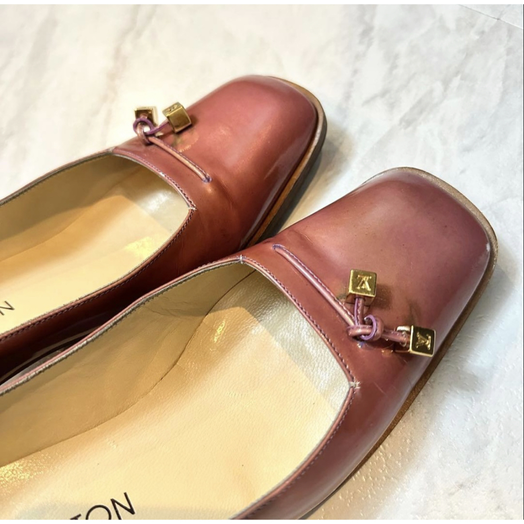 LOUIS VUITTON - Louis Vuitton ピンク スクエアトゥ パンプス