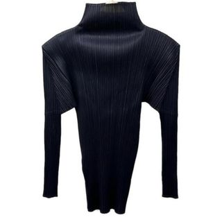 PLEATS PLEASE ISSEY MIYAKE（カットソー(長袖/七分)）のフリマ