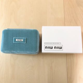 MIU MIU（ノベルティグッズ）のフリマアイテム一覧