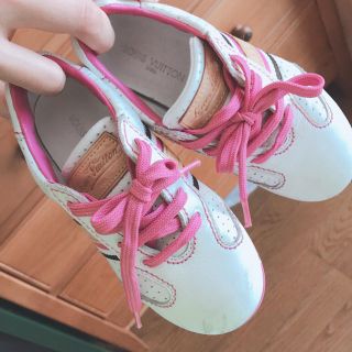 LOUIS VUITTON（スニーカー）のフリマアイテム一覧