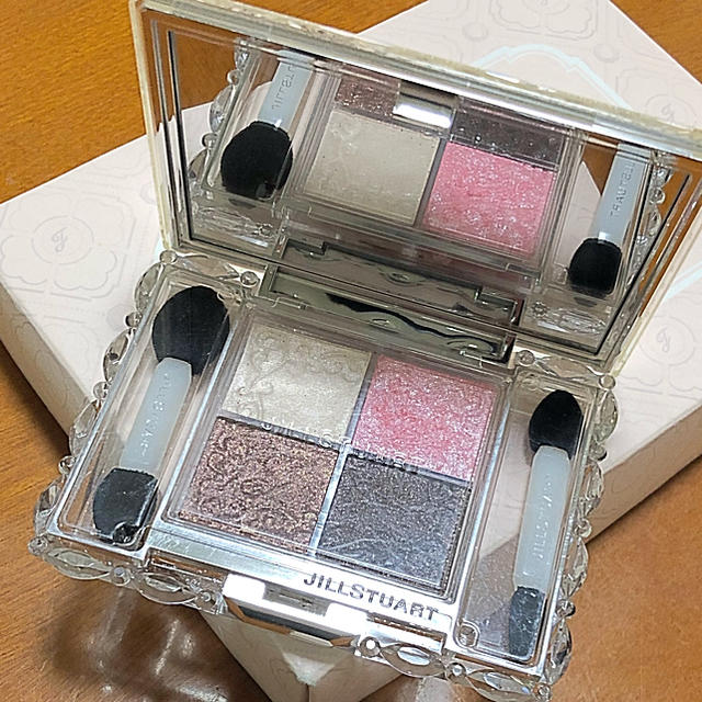 JILLSTUART - +ﾟ｡* ジルスチュアート アイシャドウ 12*｡ﾟ+の通販 by