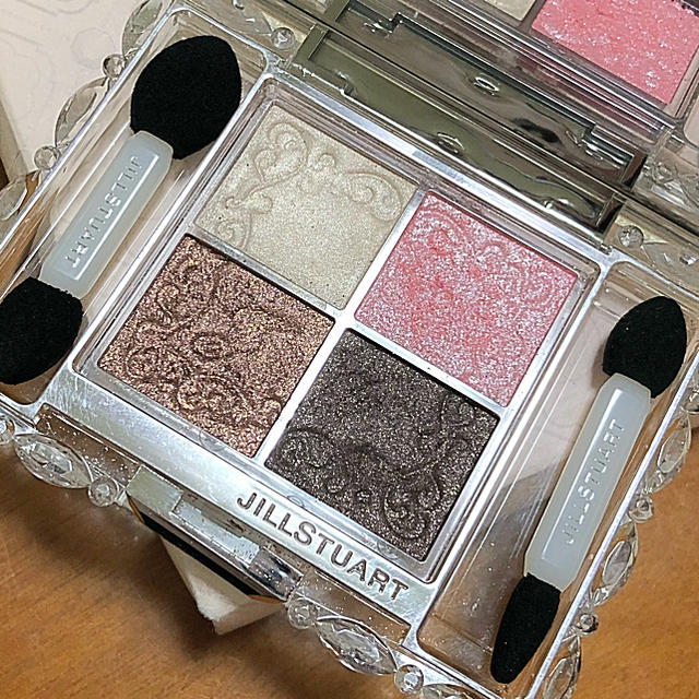 JILLSTUART - +ﾟ｡* ジルスチュアート アイシャドウ 12*｡ﾟ+の通販 by