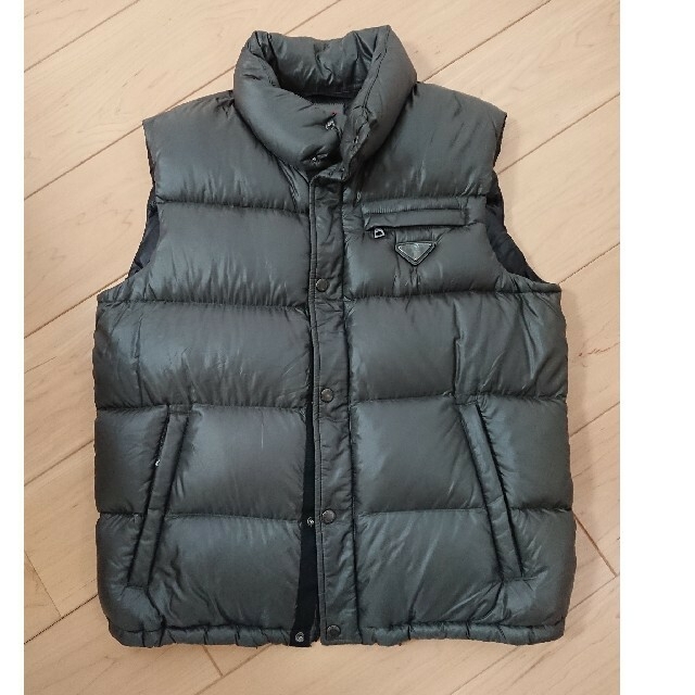 PRADA - プラダ ダウンベスト ダークグレーの通販 by こば's shop