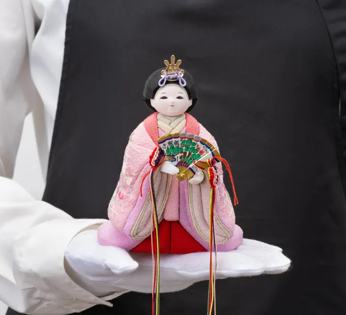 雛人形「さらさら 立雛 京刺繍・花の音・桜花（WEB限定）」｜雛人形の