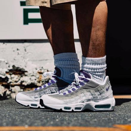 国内販売開始/8月10日発売予定】ナイキ エアマックス 95 LV8 ホワイト