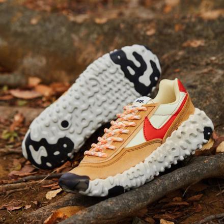 国内1月5日発売予定】ナイキ オーバーブレーク SP クラブ ゴールド