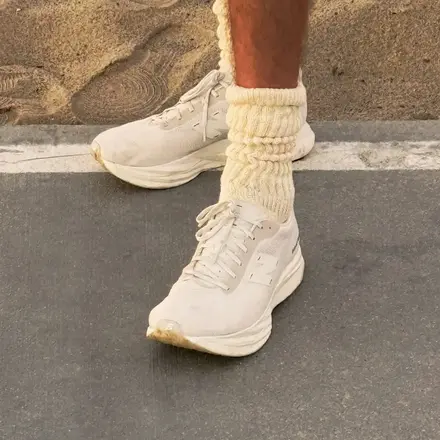 国内11月19日発売開始】ディストリクト ビジョン × ニューバランス