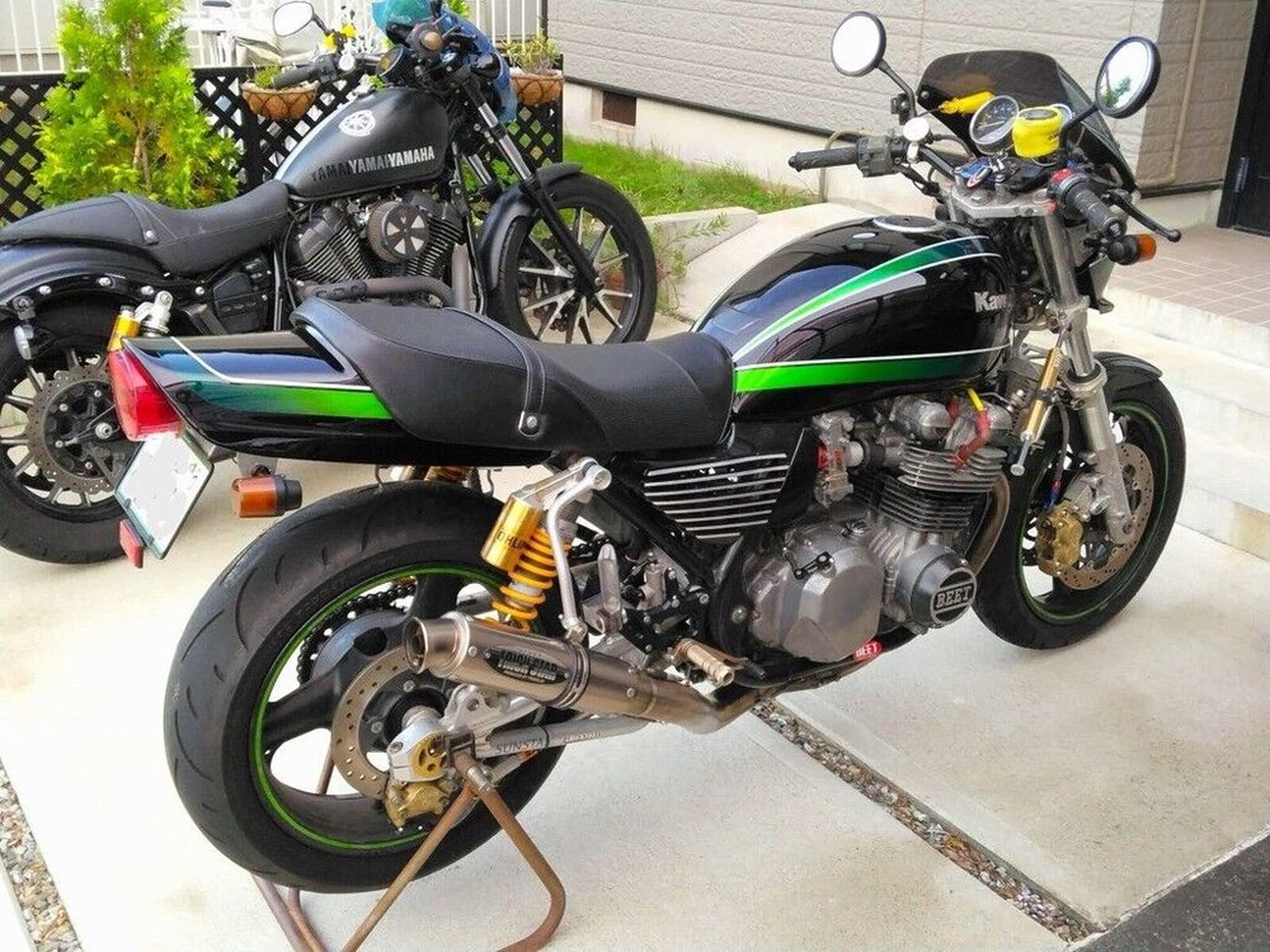 緑虎（グリーン・タイガー）さんの愛車KAWASAKI ゼファー750 1993年式