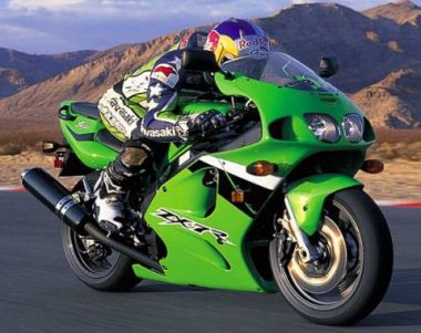KAWASAKI ZX-7R「7の記憶」 | ウェビックコミュニティ
