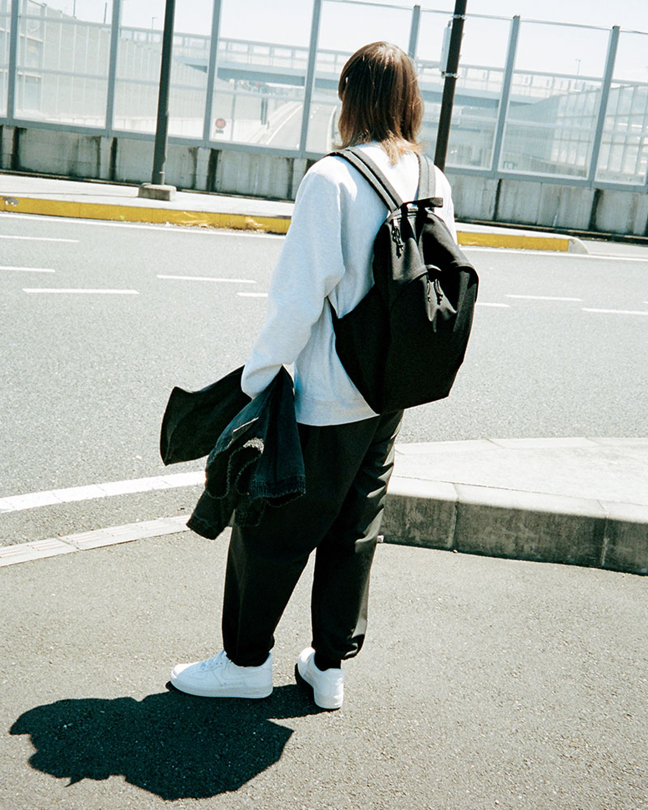 プラダ】シンプルな見た目＆使い心地がすべて。大人が今選ぶべき新定番