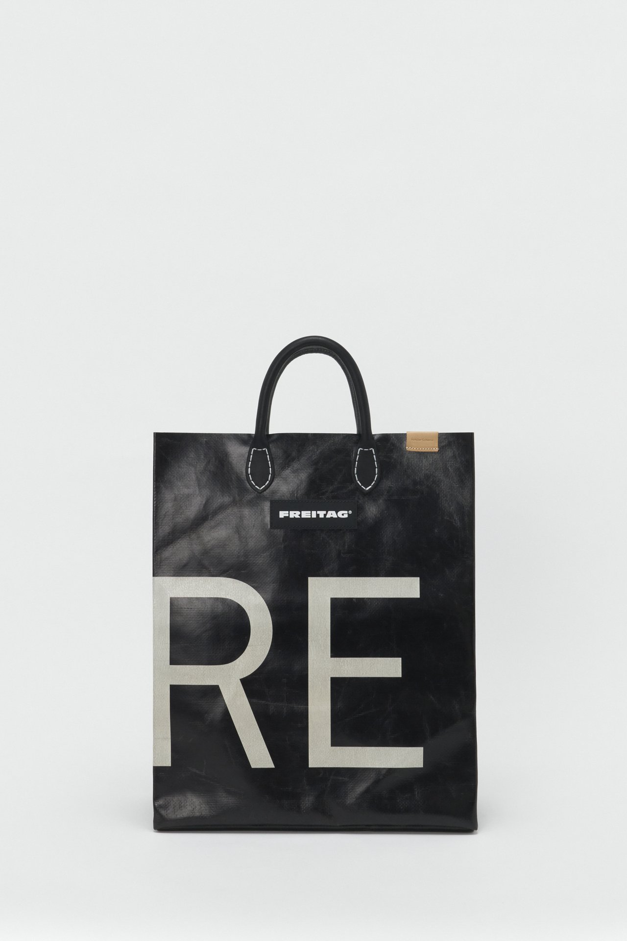 差がつく大人の逸品バッグ】一点モノの「エンダースキーマ