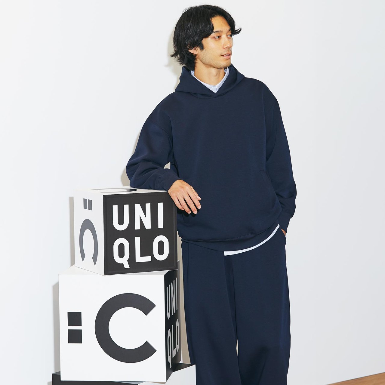 大人のユニクロ】完売スウェットが大復活。「UNIQLO : C