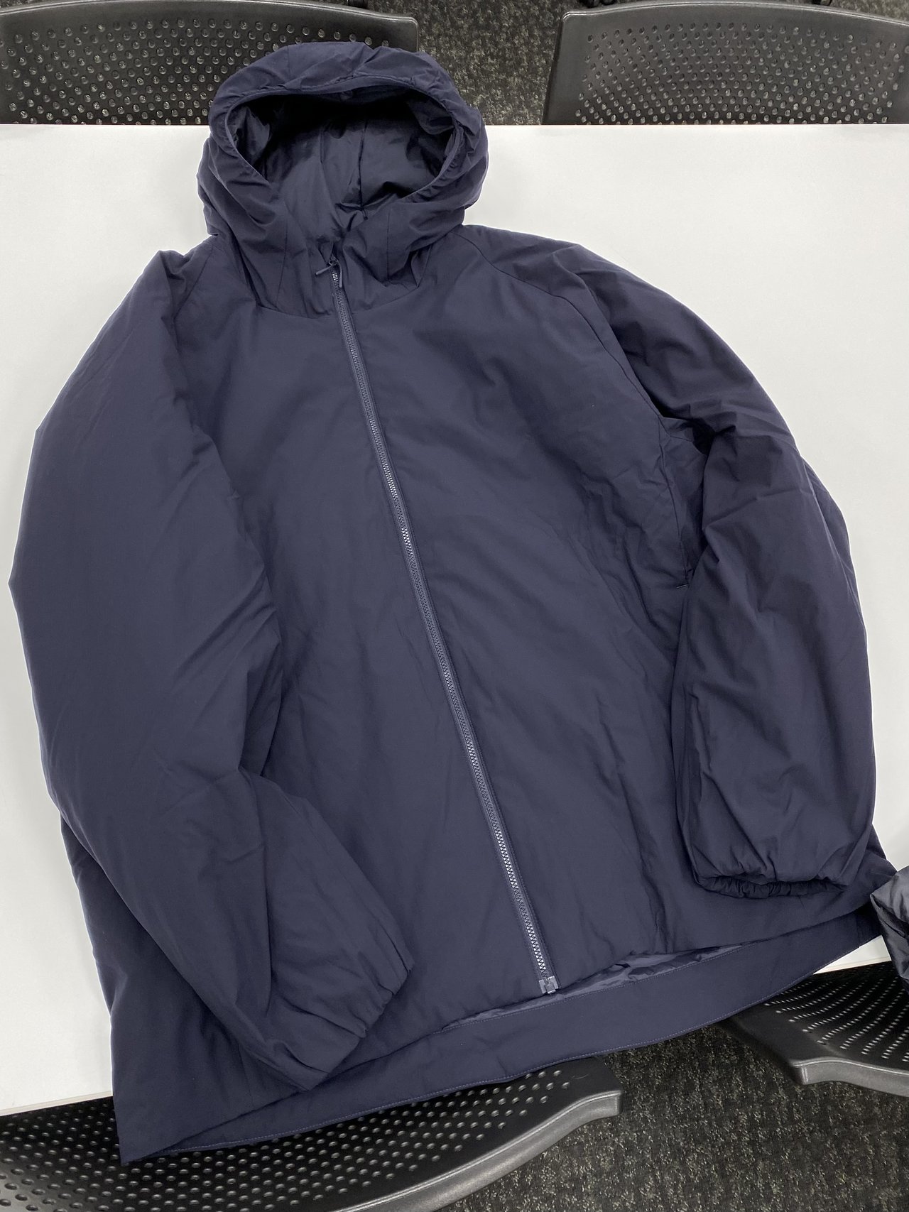 大人のユニクロ】「ユニクロ：シー」と「ユニクロ ユー」の爆売れパフ