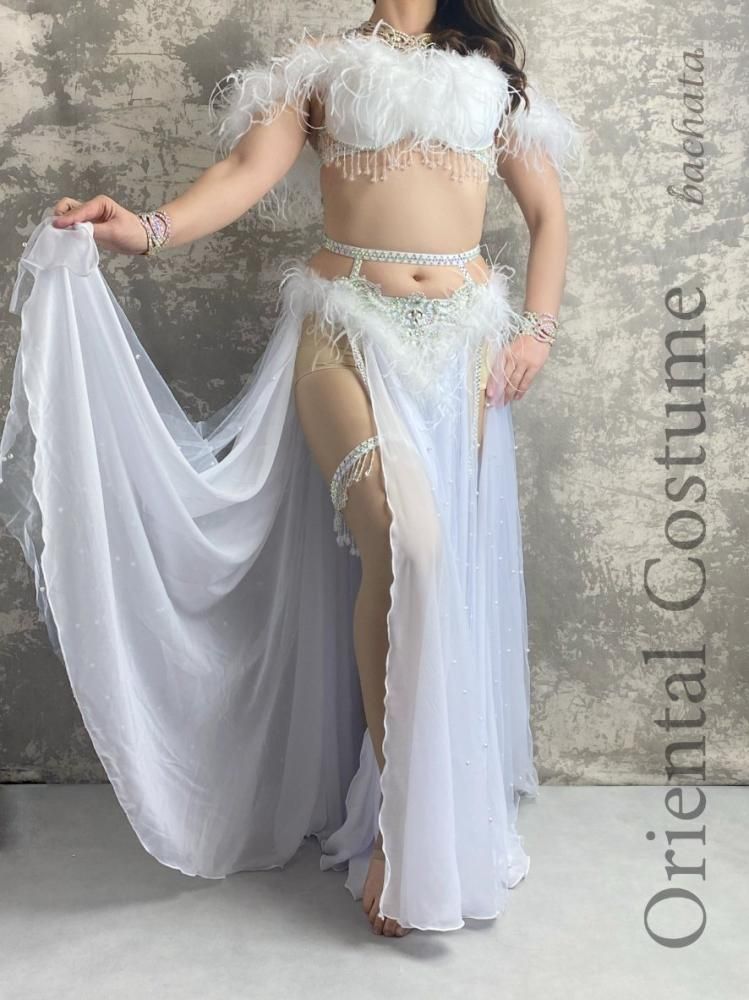 ベリーダンス衣装 ファーホワイト CT0187 (M-L) - bachata ベリー