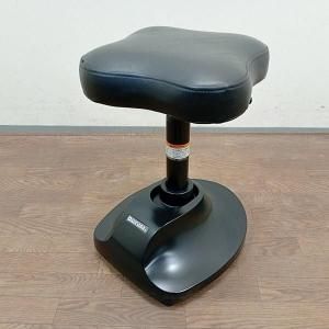 スツールのご紹介です -リビキキネット